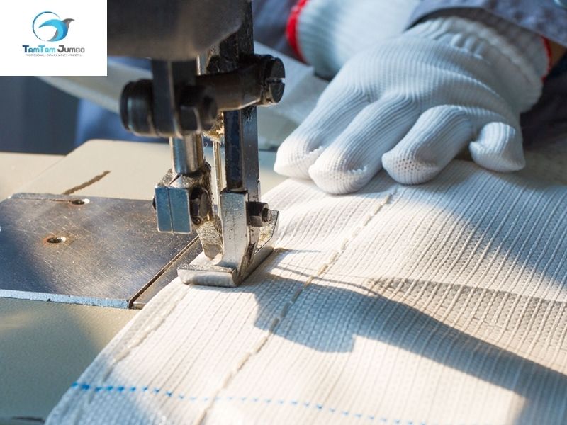 Stitching quality inspection at Tam Tam Packaging