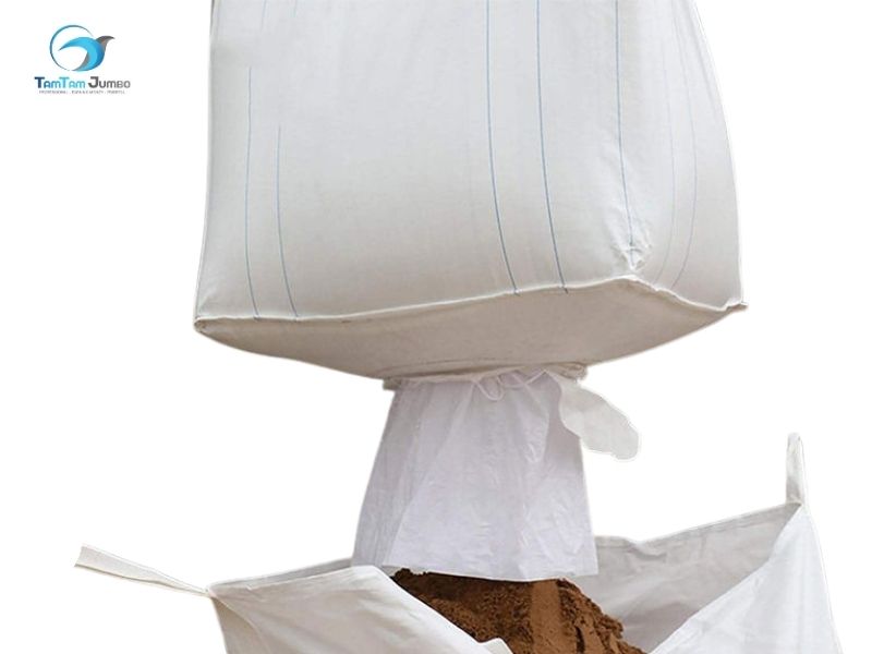 Sealed discharge spout on dust proof bulk bag